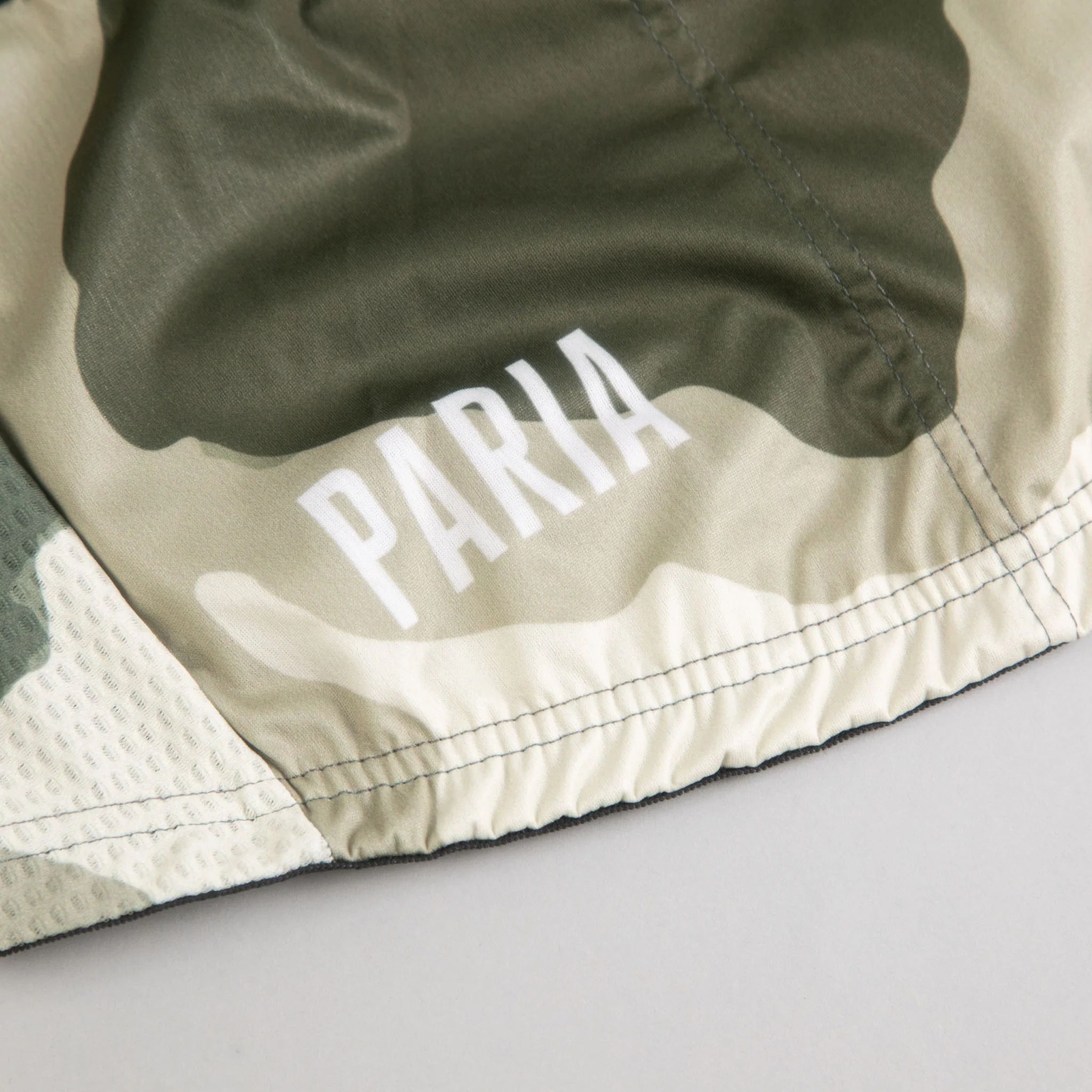 Lamb Camo Print Cycling Gilet - Image 5